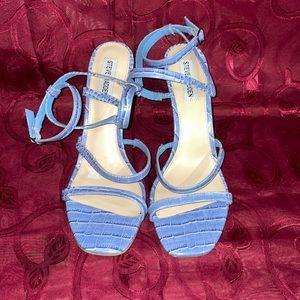 Brand New Steve Madden Light Blue Strappy Snake Skin Heels